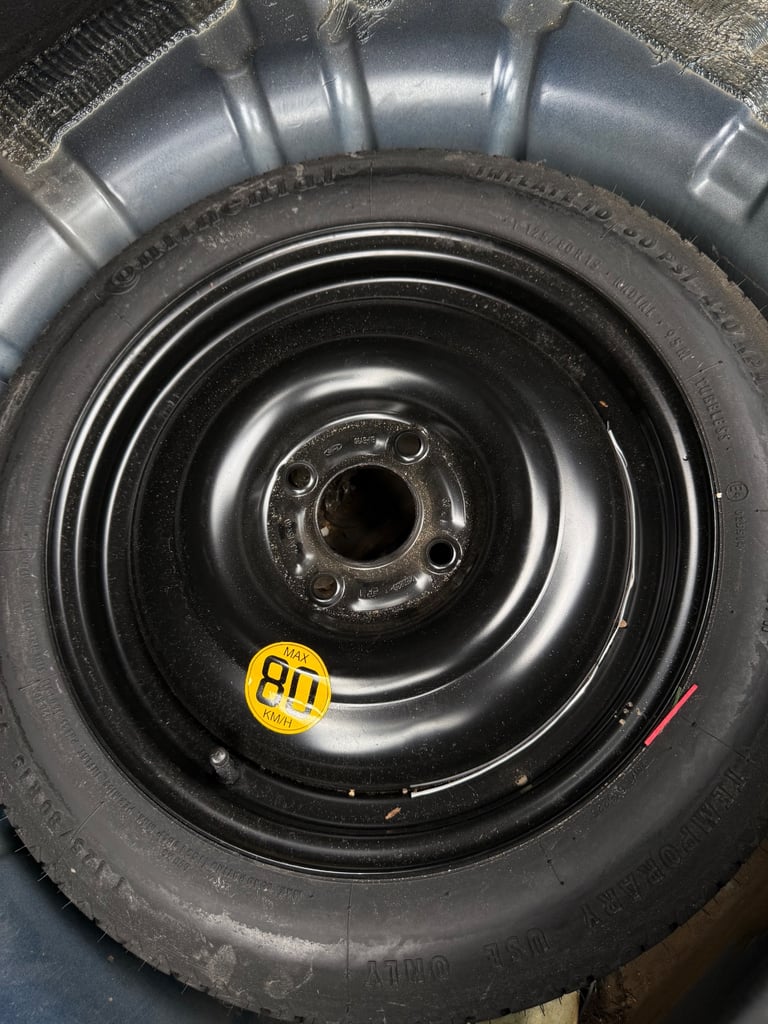 Ford, FOCUS, Hatchback, 2004, Manual, 1596 (cc), 5 doors