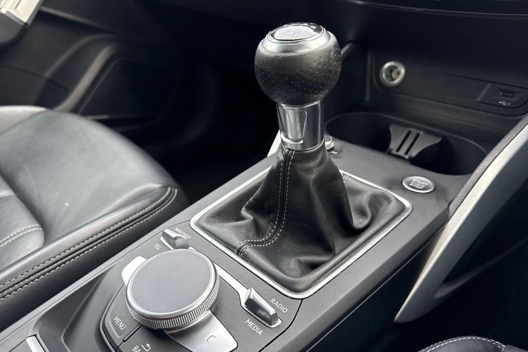 2019 Audi Q2 35 TFSI S Line 5dr ESTATE PETROL Manual