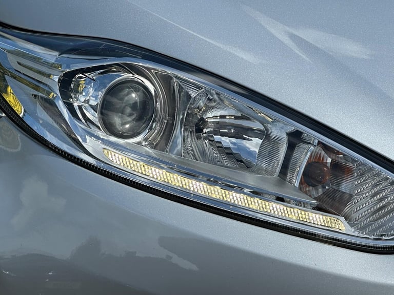 2014 Ford Fiesta 1.0T EcoBoost Titanium X Euro 5 (s/s) 5dr HATCHBACK Petrol Manual