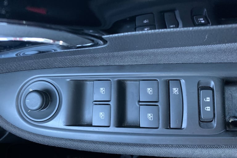 2019 Vauxhall Mokka X 1.4T ecoTEC Active 5dr Hatchback Petrol Manual