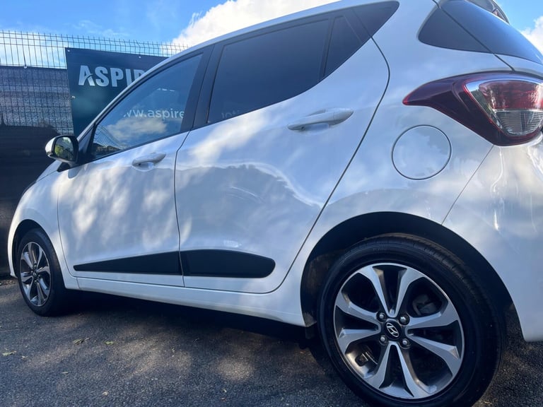 2017 Hyundai i10 1.2 Premium SE 5dr Auto HATCHBACK PETROL Automatic