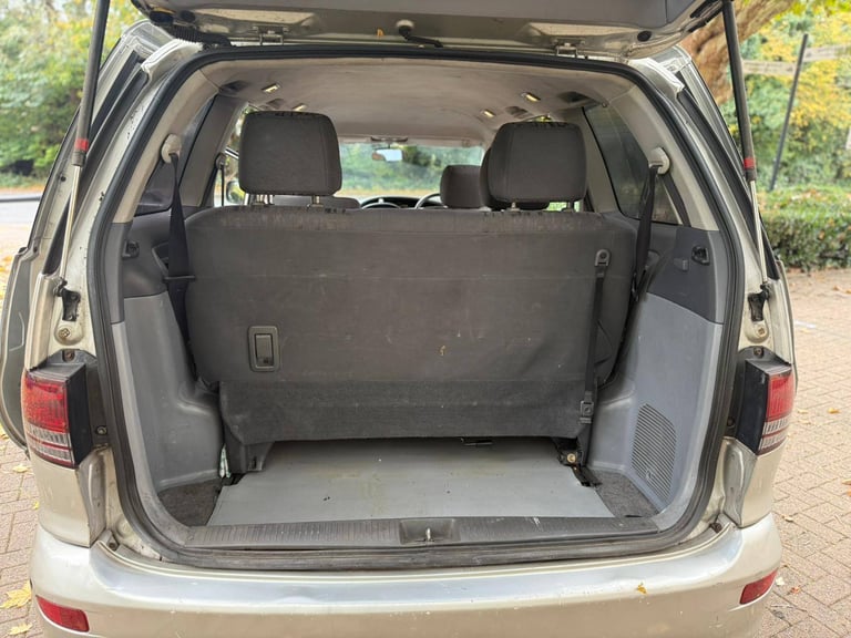 ULEZ FREE, Toyota, PREVIA, MPV, 2004, AUTOMATIC, 2362 (cc), 5 doors