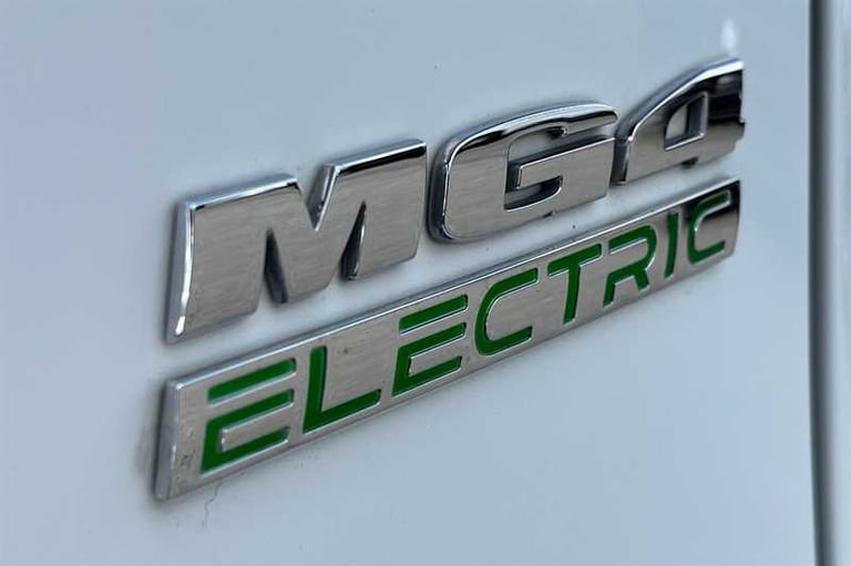 2023 MG MG4 64kWh Trophy Long Range Hatchback 5dr Electric Auto (203 ps) Hatchback Electric Autom...