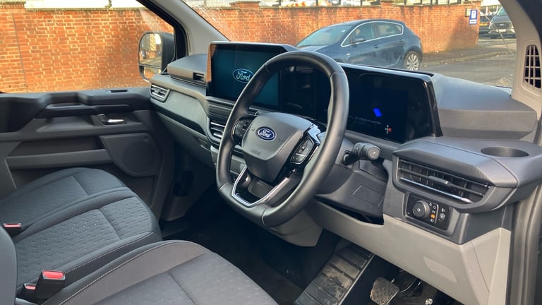 2025 Ford Transit Custom 320 L2 Diesel Fwd 2.0 EcoBlue 136ps H1 Double Cab Van Limited Auto Crew ...
