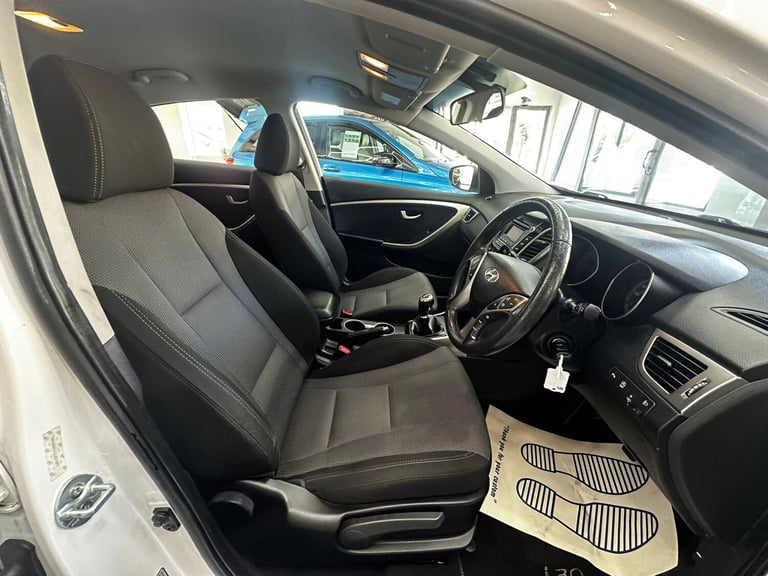 HYUNDAI I30 1.6 CRDi Blue Drive Style 2013