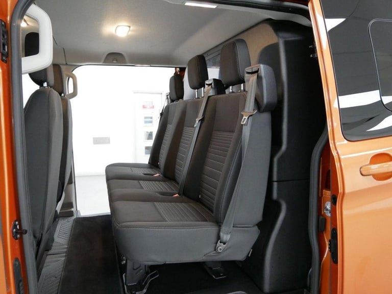 2023 TRANSIT CUSTOM 300 2.0 EBL 170 BHP SWB LIMITED AUTO CREW 5 SEATER ( NO VAT)