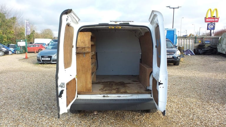 2013 Ford Transit Connect Low Roof Van TDCi 90ps PANEL VAN DIESEL Manual