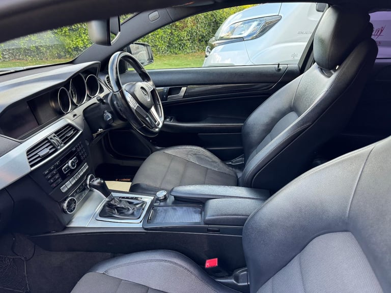 2011 (61) MERCEDES-BENZ C180 AMG SPORT AUTO PETROL LONG MOT JUST SERVICED LOVELY
