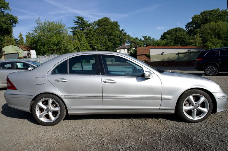 Mercedes-Benz, C CLASS, Saloon, 2004, Auto, 2685 (cc), 4 doors