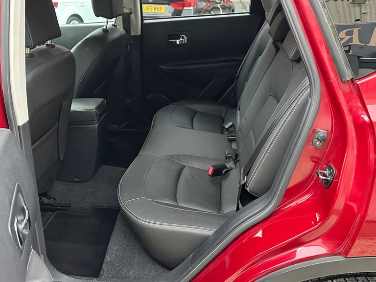 2011 Nissan Qashqai 1.5 dCi Tekna 2WD Euro 5 5dr HATCHBACK Diesel Manual