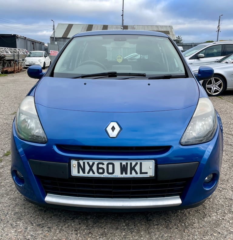 2010 Renault Clio 1.2 TCE Dynamique TomTom 5dr HATCHBACK Petrol Manual