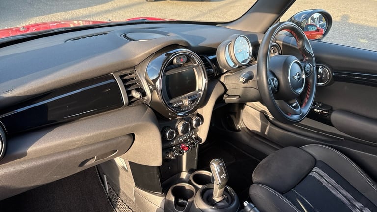 2018 MINI Hatch 1.5 Cooper II 3dr Auto HATCHBACK PETROL Automatic