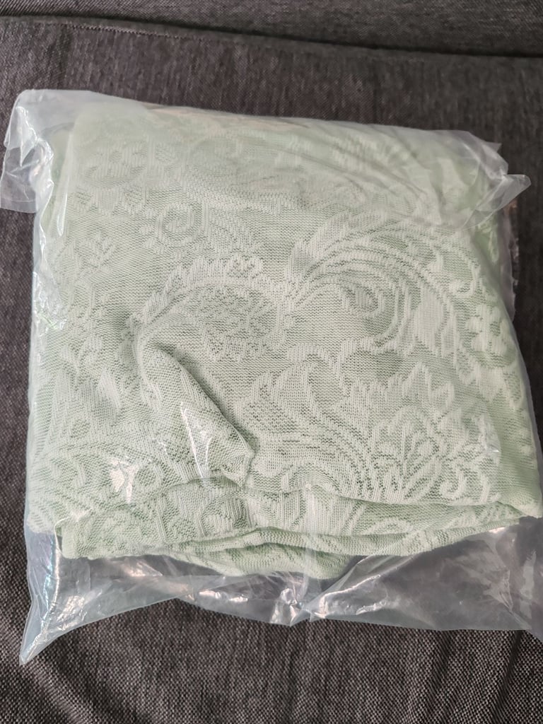 Curtains for kitchen window Green lace style curtains 130cm x 100cm (x two panels) 