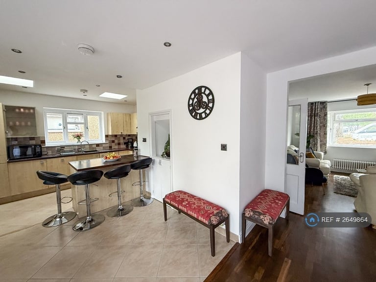 4 bedroom house in Bassett House, Orpington, BR6 (4 bed) (#2649864)
