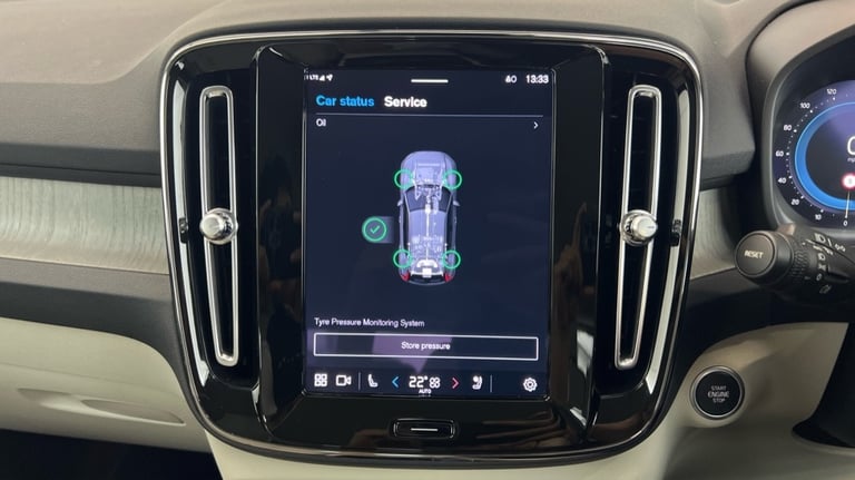 2022 Volvo XC40 2.0 B4P Plus Dark 5dr AWD Auto ESTATE PETROL Automatic