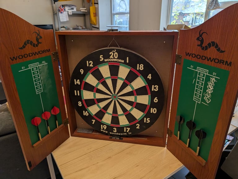 image for Dartboard, used but good condition 