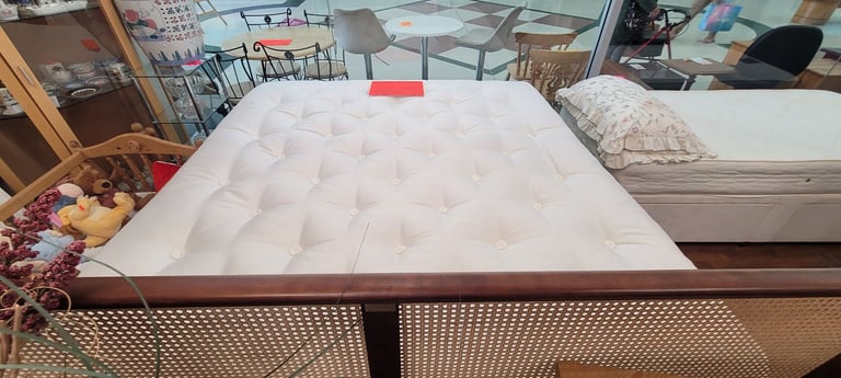 Harrison Superking bed