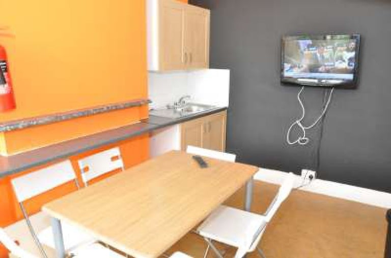 🌿 Spacious Double room -Kilburn High Road | All bills including ❗️
