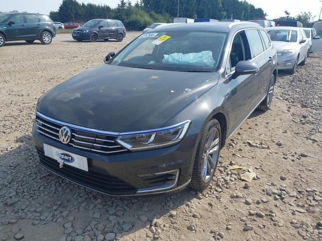 2018 VOLKSWAGEN PASSAT GTE BREAKING SPARES AIRBAG LEATHER SEATS ALLOY DOORS AXLE HUBS CORNERS