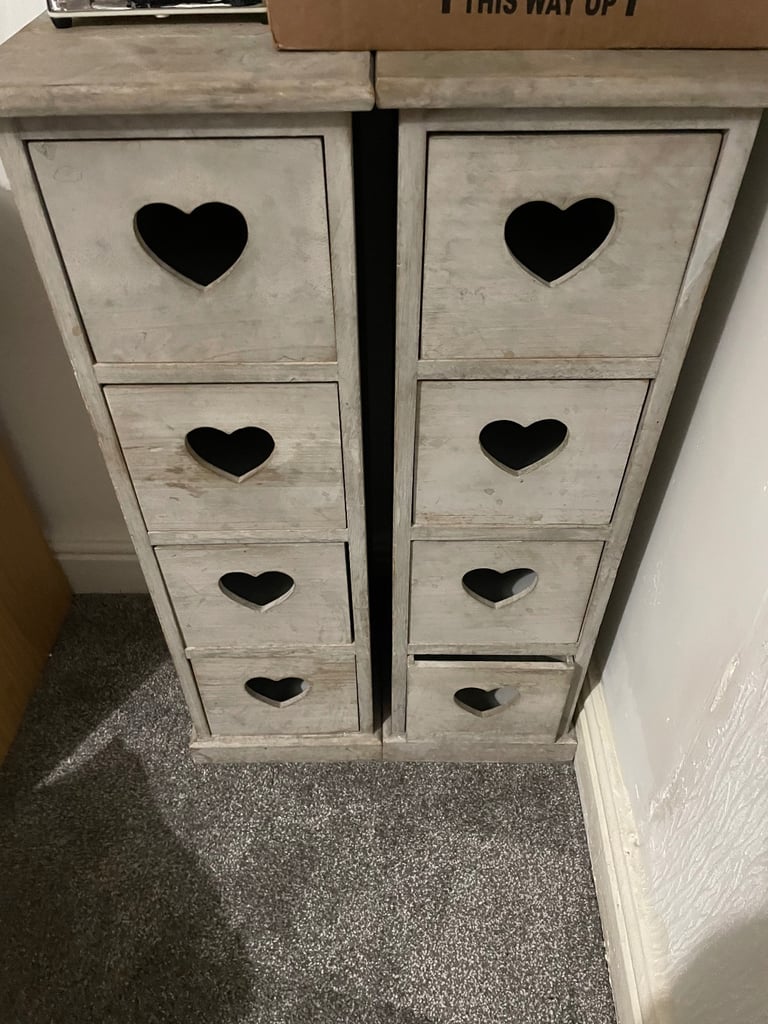 X2 wood love heart storage units