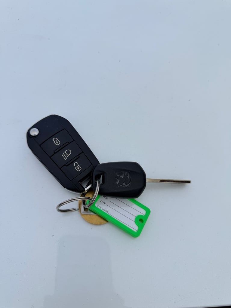 Peugeot, 208, Hatchback, 2019, Manual, 1199 (cc), 5 doors