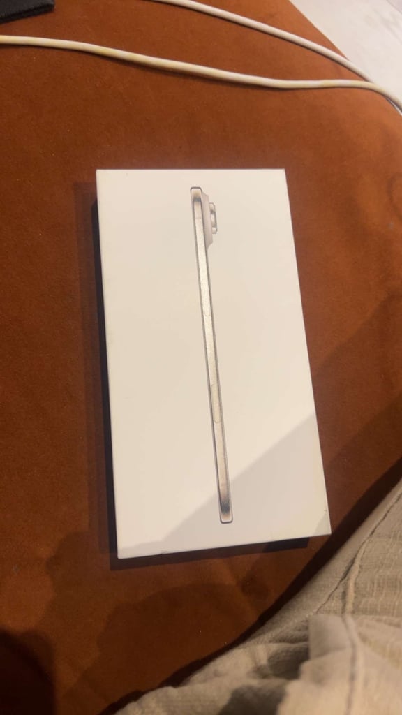 image for IPhone 17 air brand new