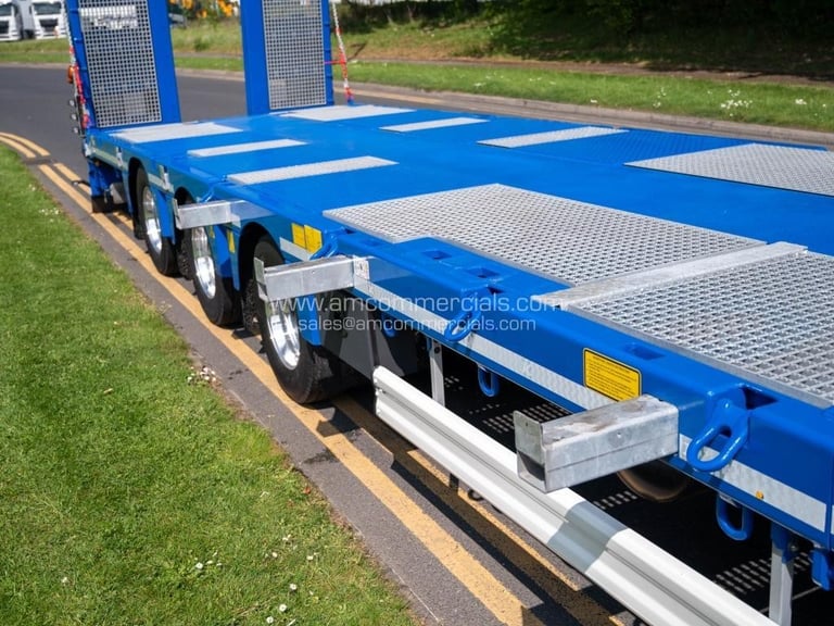 KASSBOHRER LOW LOADER 52800KG 3 AXLE EXTENDABLE