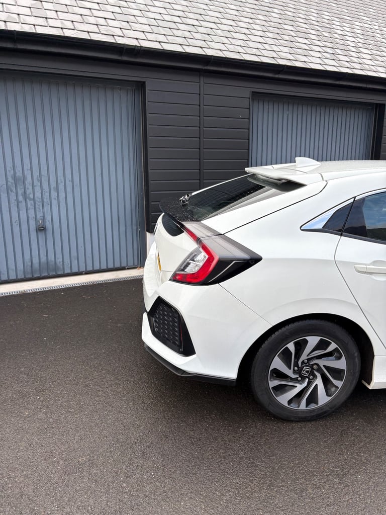Honda, CIVIC, Hatchback, 2018, Manual, 988 (cc), 5 doors