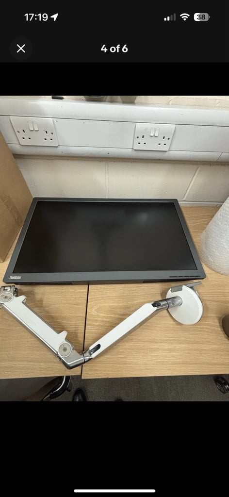 image for Lenovo ThinkVision Pro2820 28-inch LCD Monitor 
