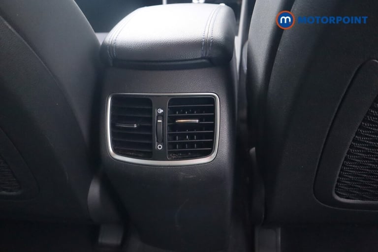 2017 Hyundai TUCSON 1.7 CRDi Blue Drive SE Nav 5dr 2WD SUV Diesel Manual