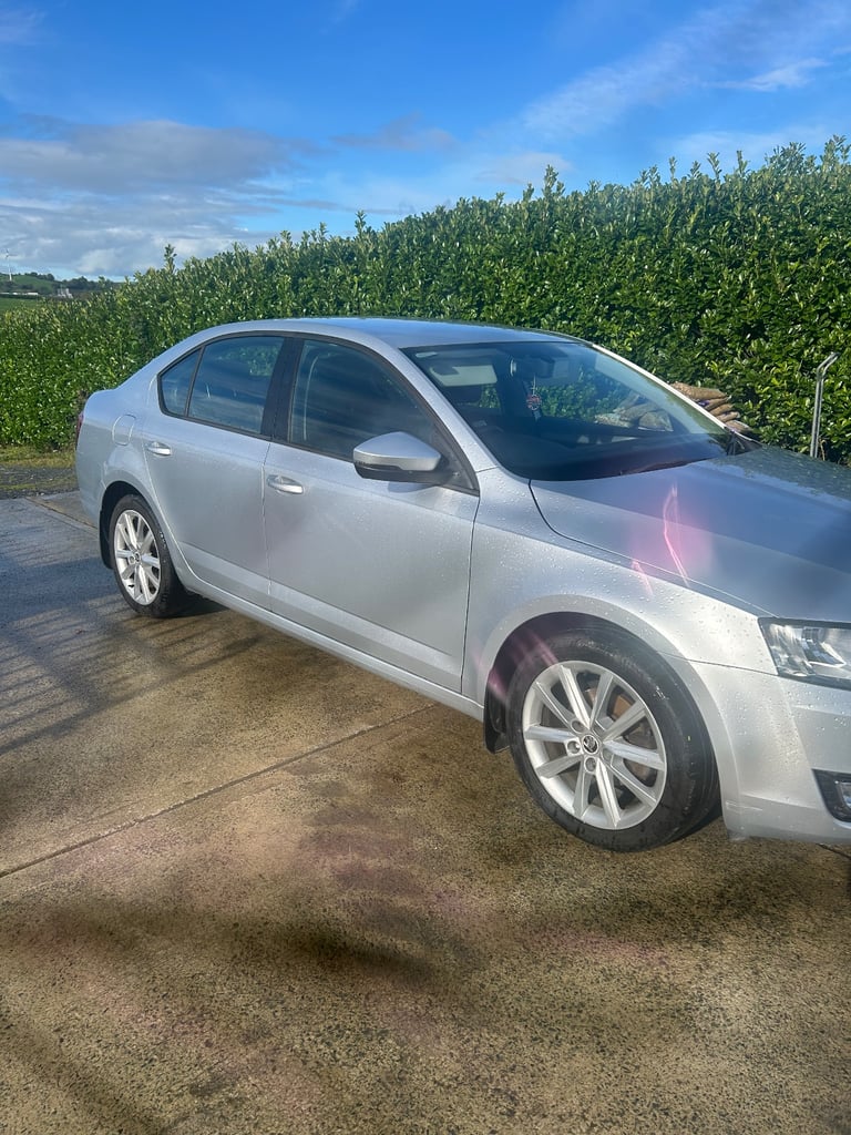 Skoda, OCTAVIA, Hatchback, 2014, Manual, 1598 (cc), 5 doors