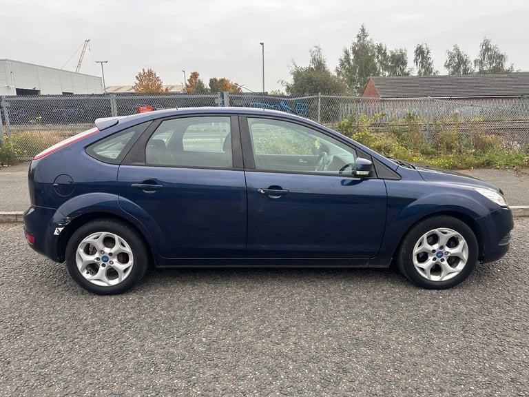 DIESEL FORD FOCUS SPORT 1.6 TDCI 2011 12 MONTHS MOT £35 ROAD TAX