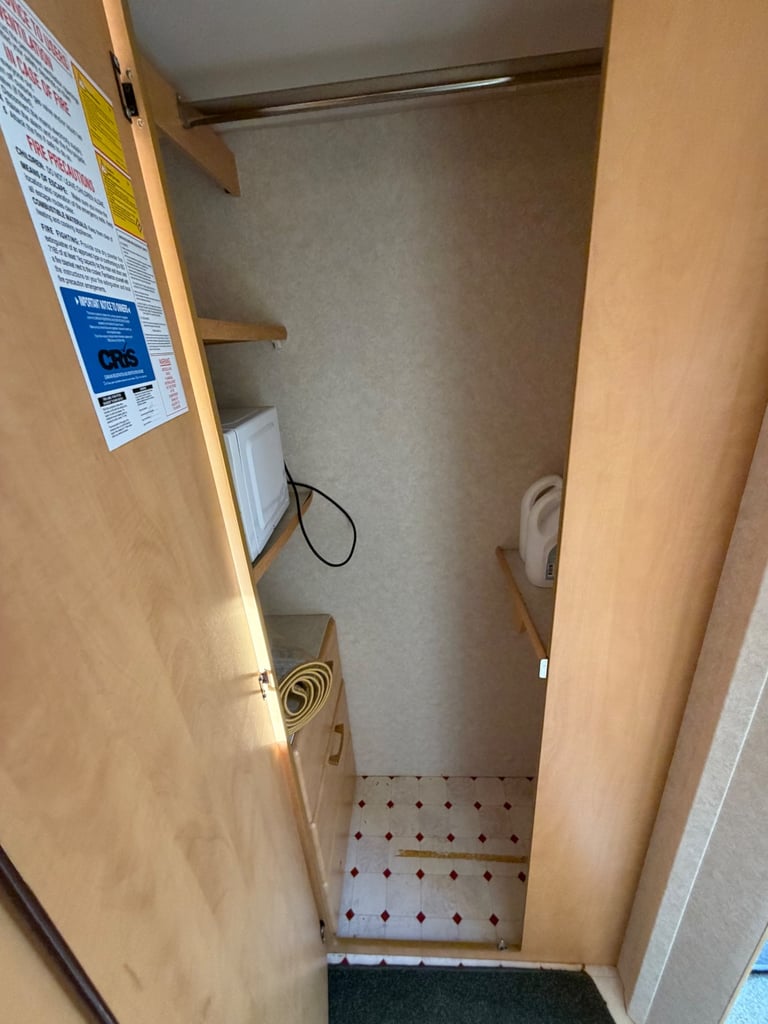  Baily pageant caravan 