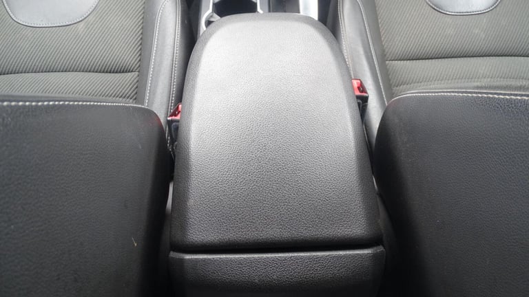 FORD KUGA 2.0 TDCi Titanium Black Manual Diesel 2015