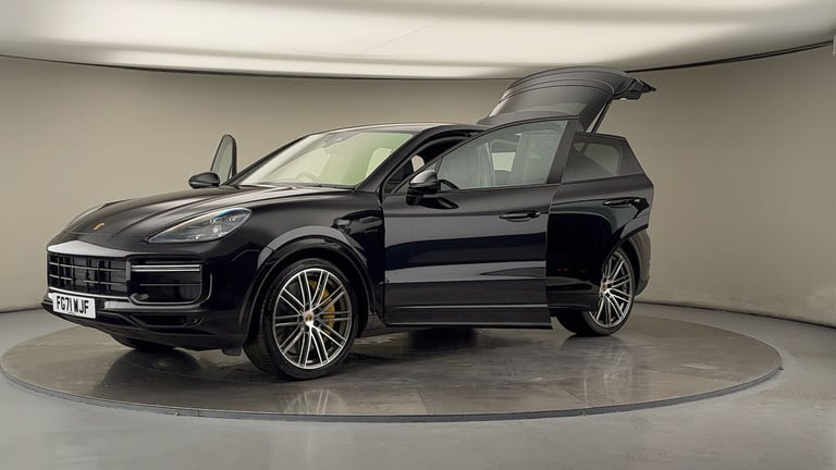 2021 Porsche Cayenne 4.0 V8 E-Hybrid 17.9kWh Turbo S Coupe 5dr Petrol Plug-in Hybrid TiptronicS C...