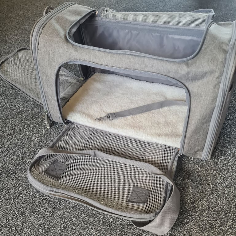 Free pet carrier 