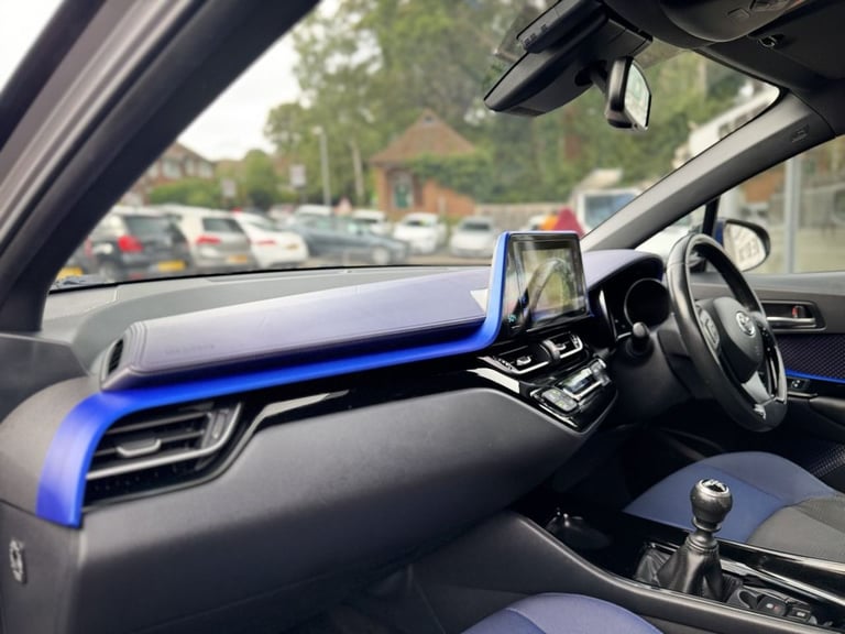 2018 Toyota C-HR 1.2T Dynamic 5dr HATCHBACK PETROL Manual