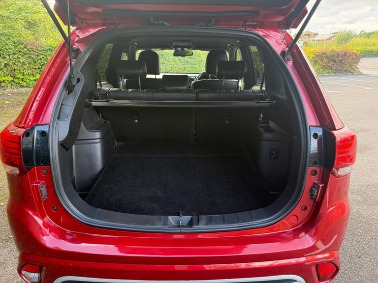 2019 69 MITSUBISHI OUTLANDER 2.4H TWINMOTOR 13.8KWH 4H SUV 5DR PETROL PLUG-IN HY