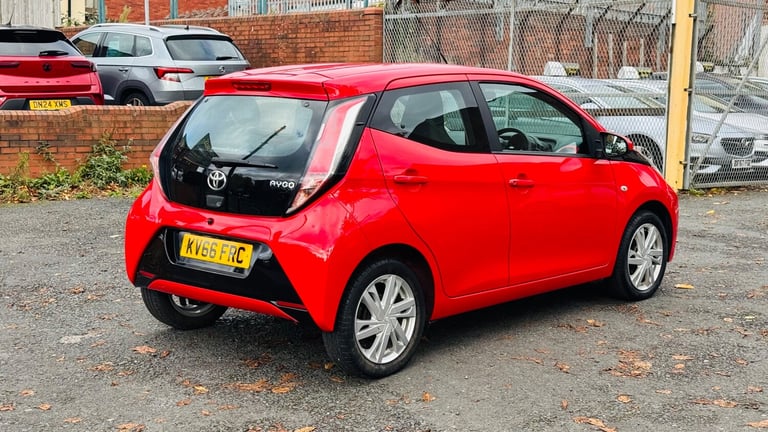 2016 Toyota Aygo 1.0 VVT-i x-pression Hatchback 5dr Petrol Manual Euro 6 (68 ps)