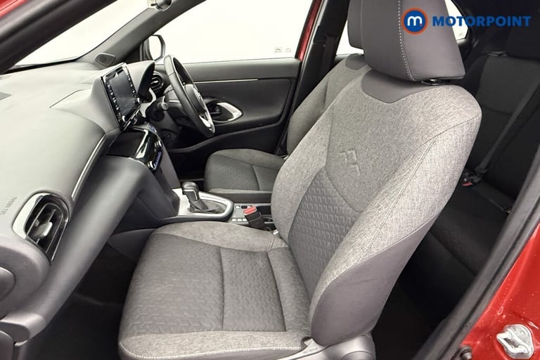2024 Toyota Yaris Cross 1.5 Hybrid Design 5dr CVT Estate Hybrid Automatic