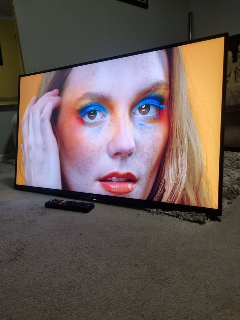 43" Sony Bravia ANDROID 4K SMART ULTRA UHD LED WiFi TV with REMOTE, kd43xg8305 £160