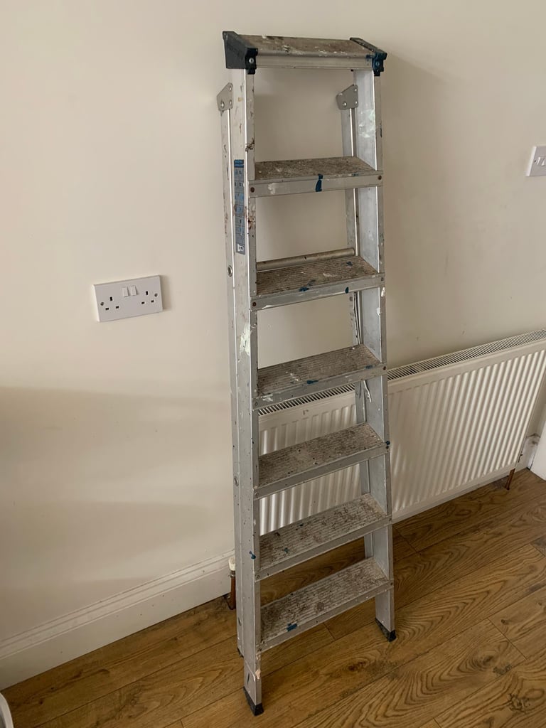 Aluminium step ladder 
