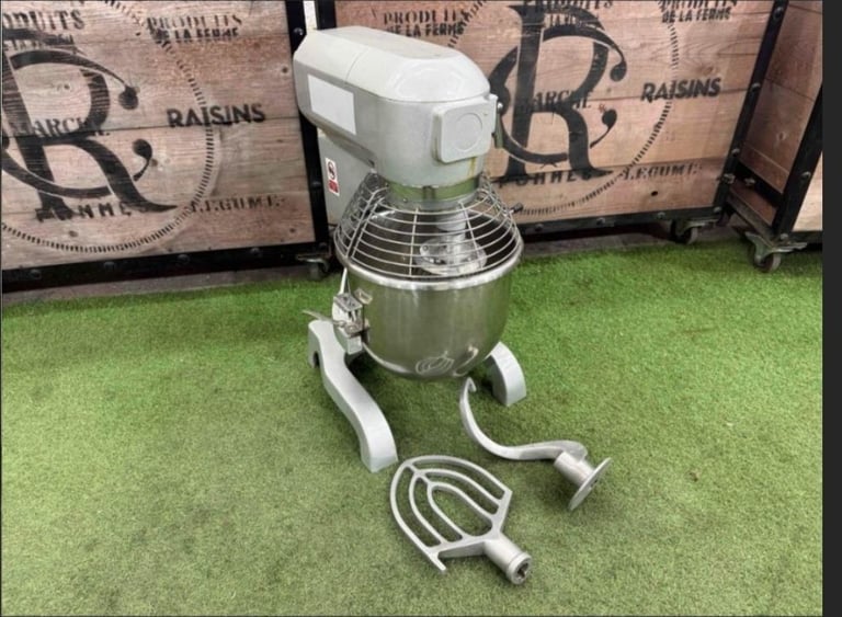 Buffalo CD606 Planetary Commercial Mixer 230v,  With Attachments