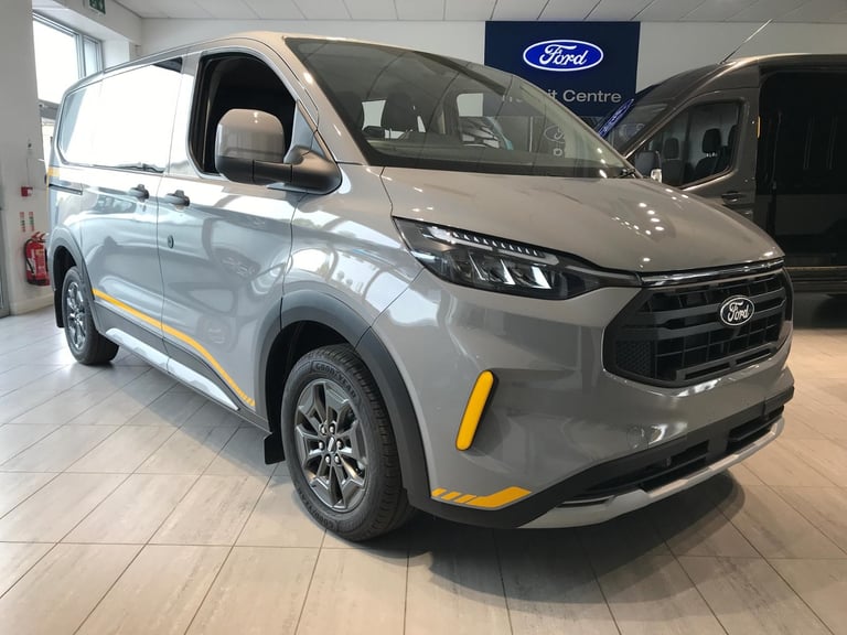 BRAND NEW Ford Transit Trail Double Cab in Van 320SWB L1 2.0L 170PS Grey Matter