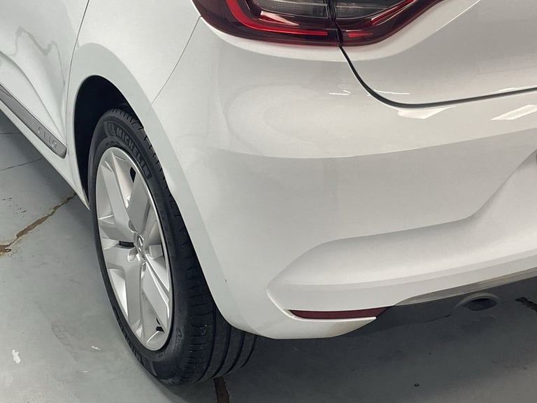 2020 Renault Clio 1.0 TCe Play Hatchback 5dr Petrol Manual Euro 6 (s/s) (100 ps) - AA INSPECT Hat...