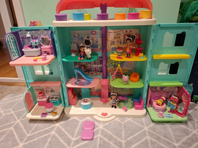 Gabby dolls house bundle