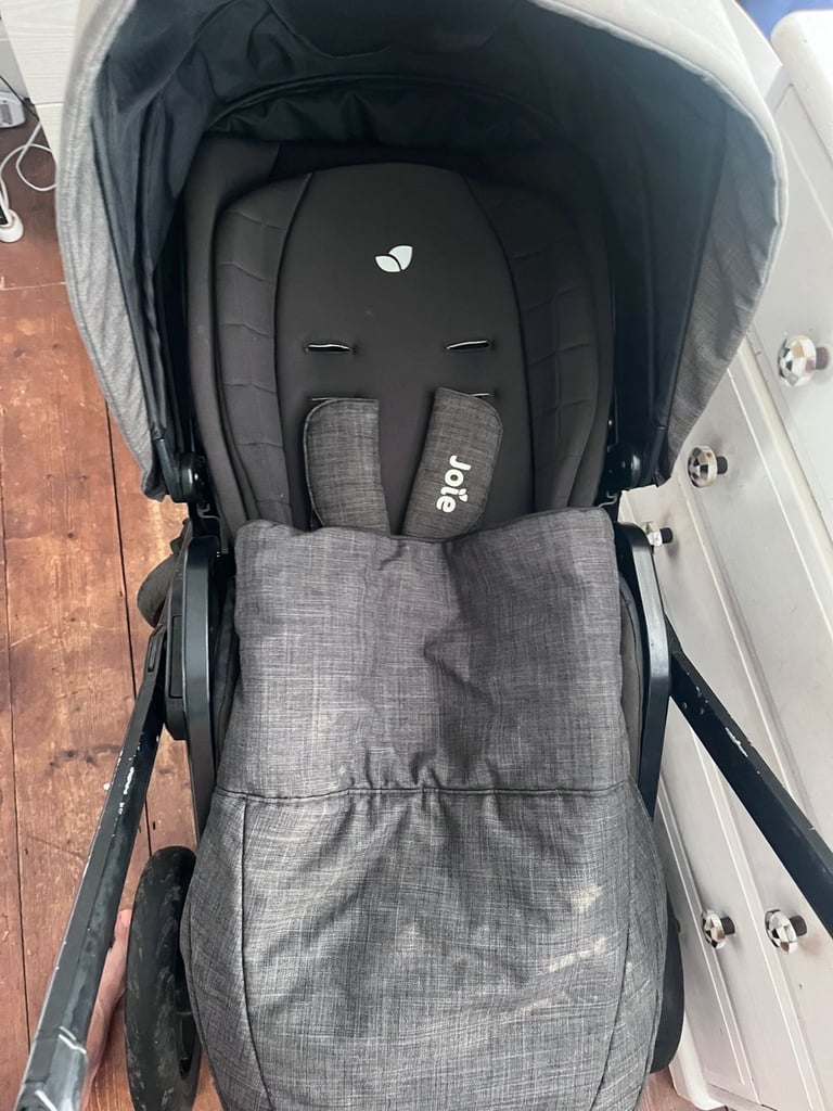 Joie travel system 