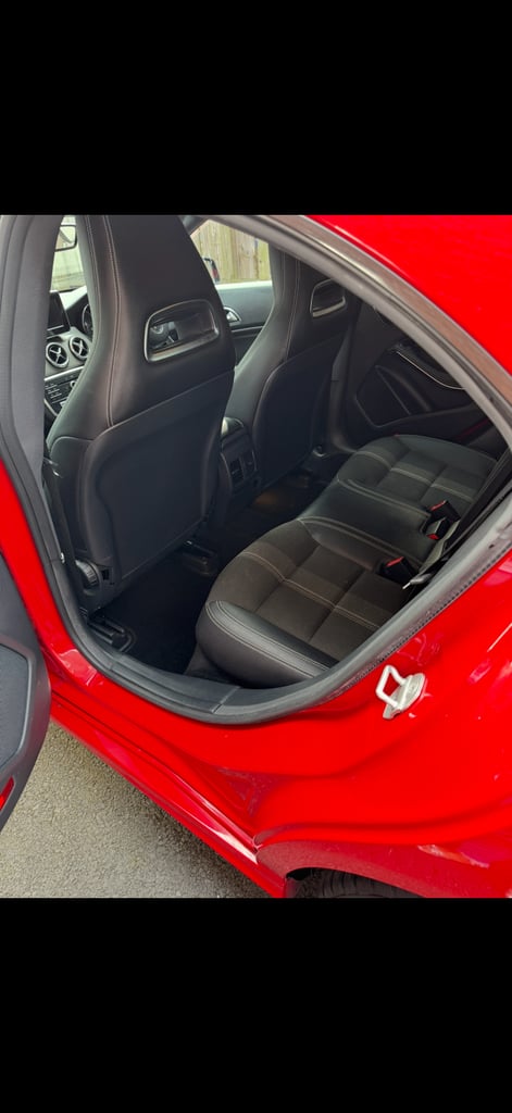 Mercedes-Benz, CLA, Saloon, 2017, Semi-Auto, 2143 (cc), 4 doors