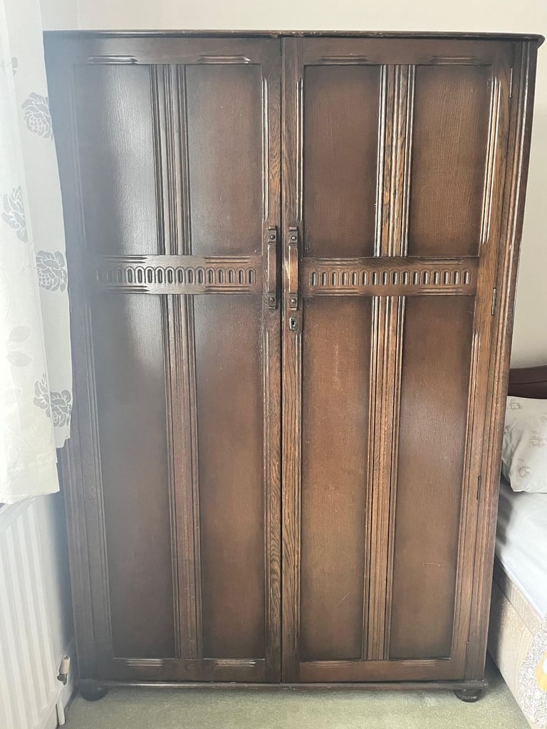 Wooden wardrobe 