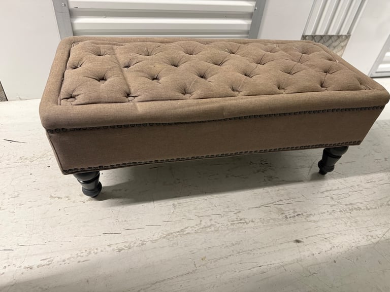 Moving out!! Sale!!  Bench Fabric / Bed Stool sofa Modern Minimalist Nordic Style  